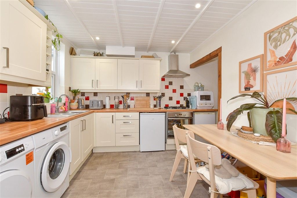 Property photo 1 of 9 Kitchen/Diner