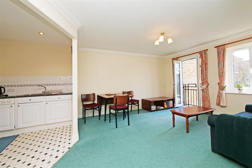 Property photo 3 of 15 Pnmb1072.Jpg