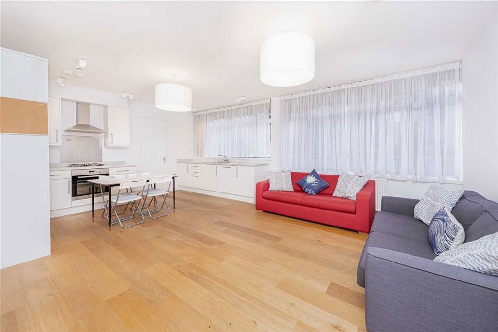 Property photo 1 of 4