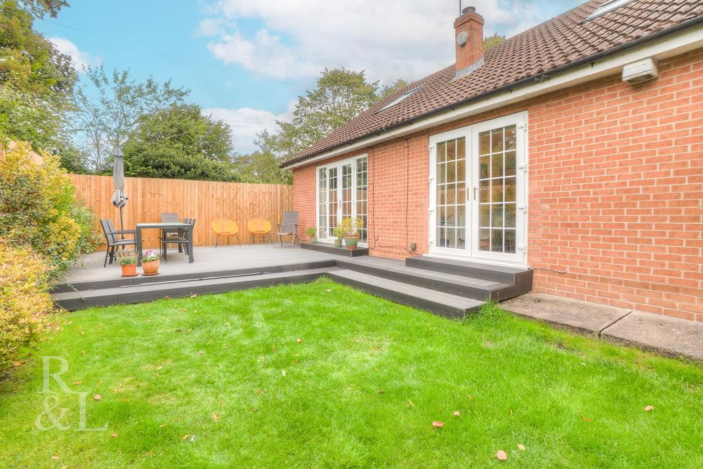 Property photo 2 of 36 Batched (19).Jpg