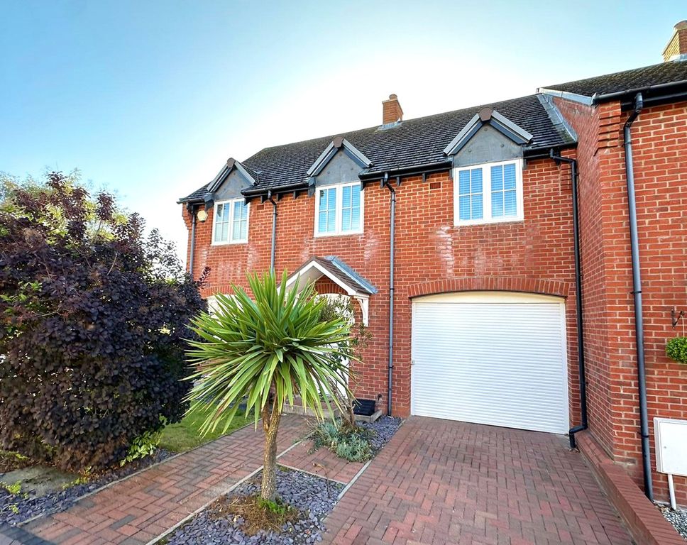 Property photo 1 of 24 Picture No. 22