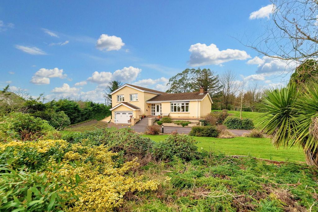 Property photo 1 of 50 36274774