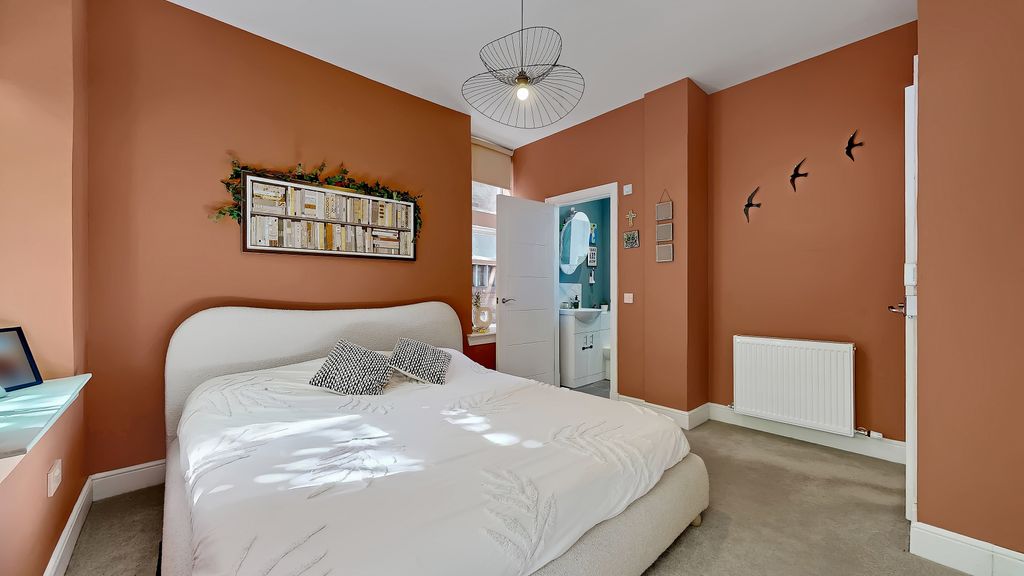 Additional image 15 of 2 bed flat for saleMain Door, Kelvinside Gardens, North Kelvinside G20