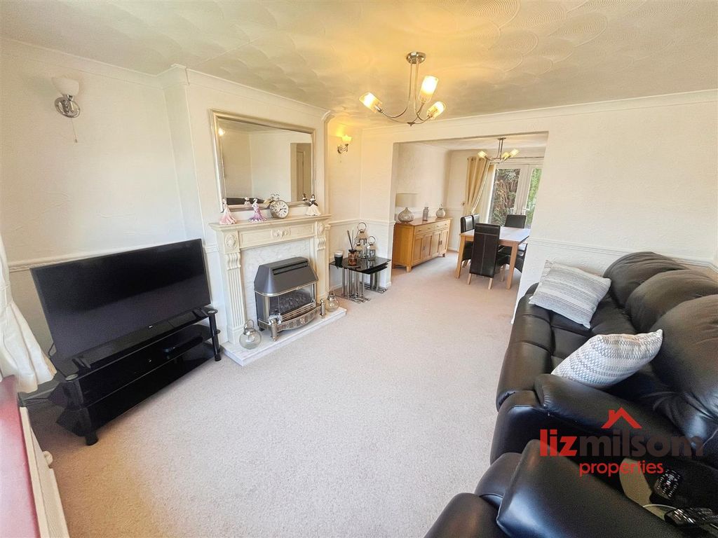 Property photo 2 of 20 Bfa22Bed-Img_9096.Jpg