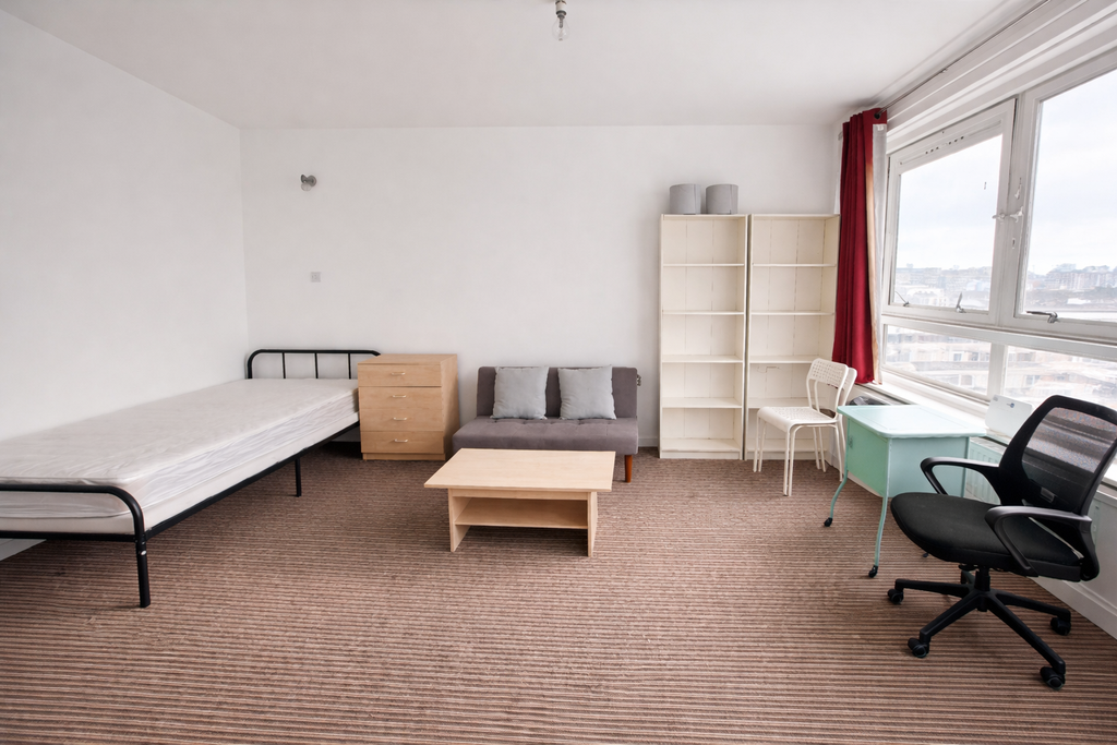 Property photo 2 of 5