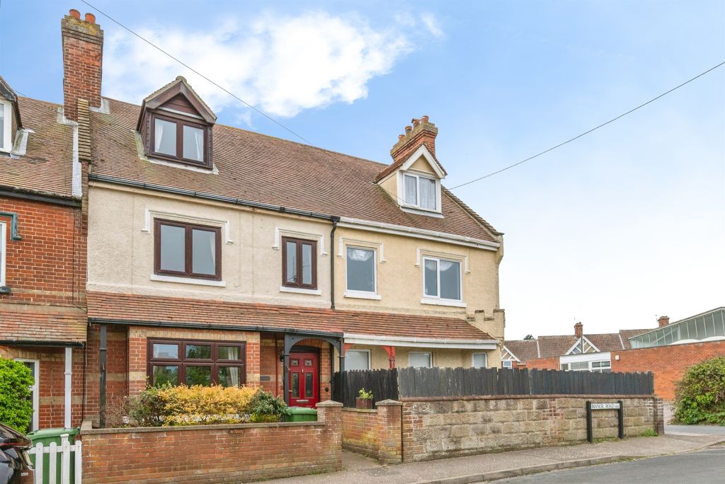 Property photo 1 of 31