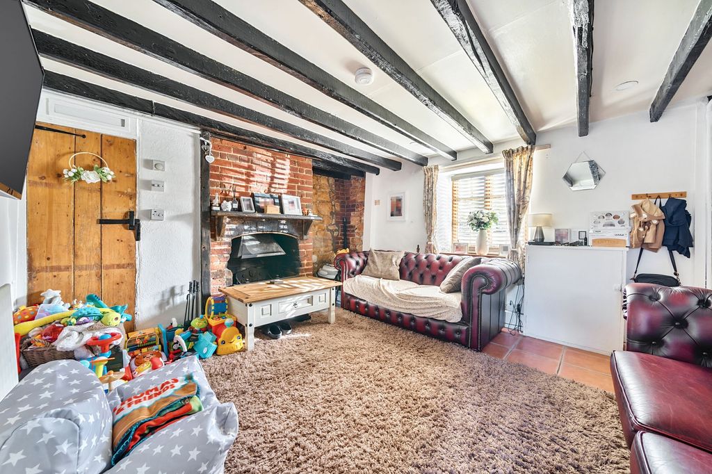 Property photo 2 of 12 Living Room