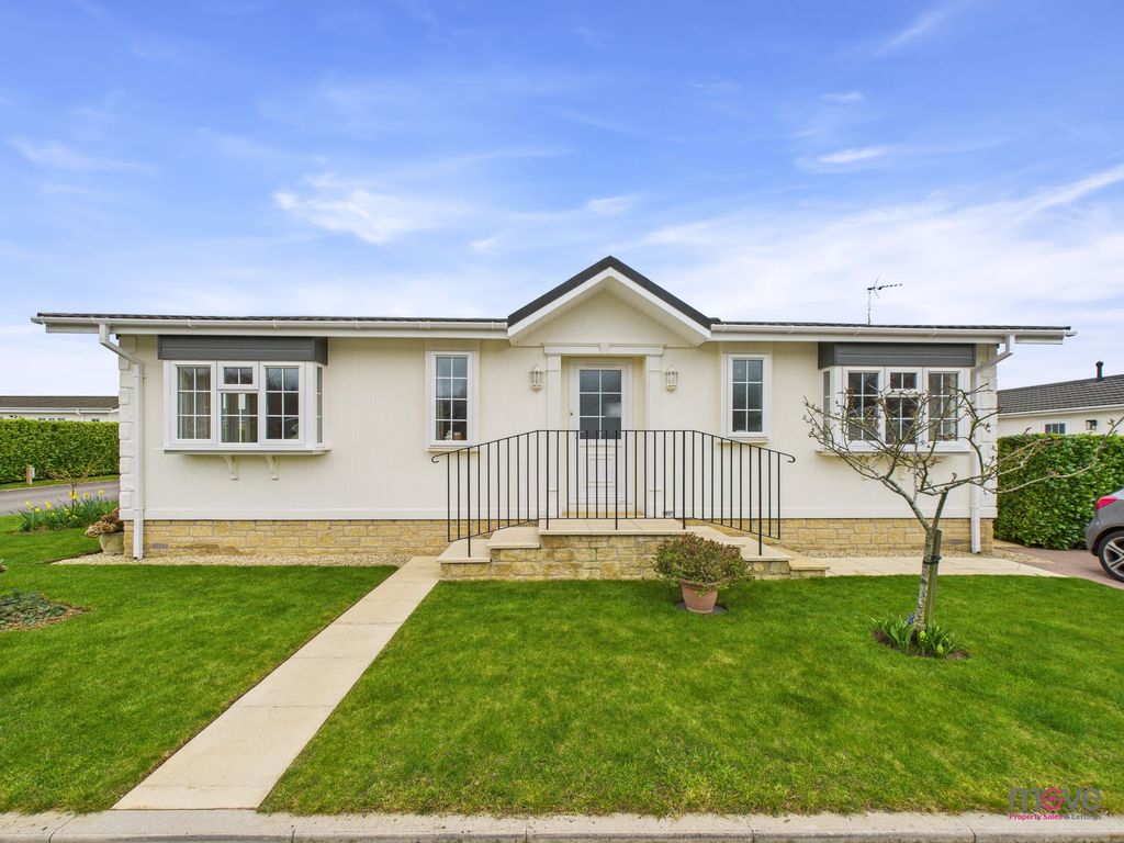 Property photo 1 of 12 Front