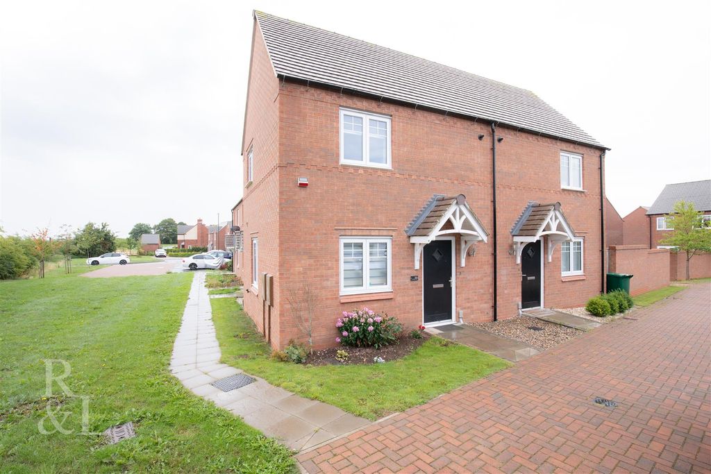 Property photo 2 of 15 5Y8A3966-2.Jpg