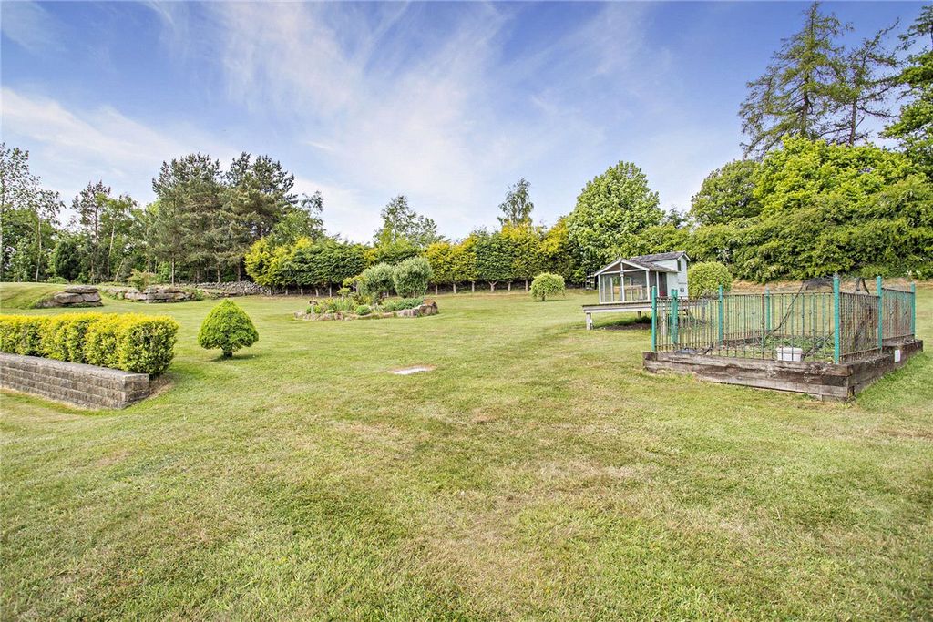 Property photo 3 of 16 Picture No. 04