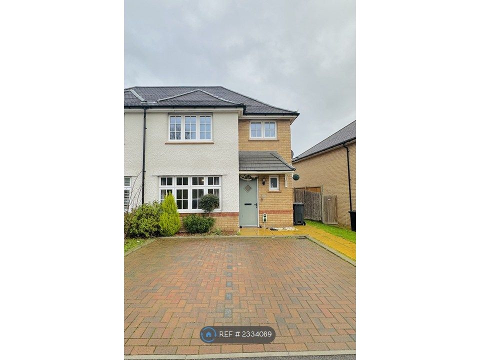 Property photo 1 of 32