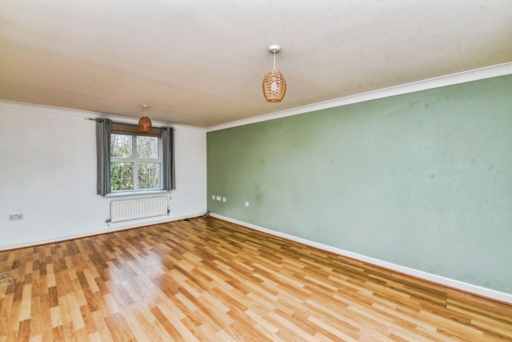 Property photo 2 of 13 Pbox-Img.Jpg