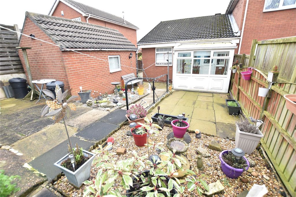 Property photo 3 of 12 Picture No. 15