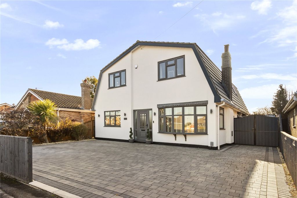 Property photo 1 of 46 Picture No. 32