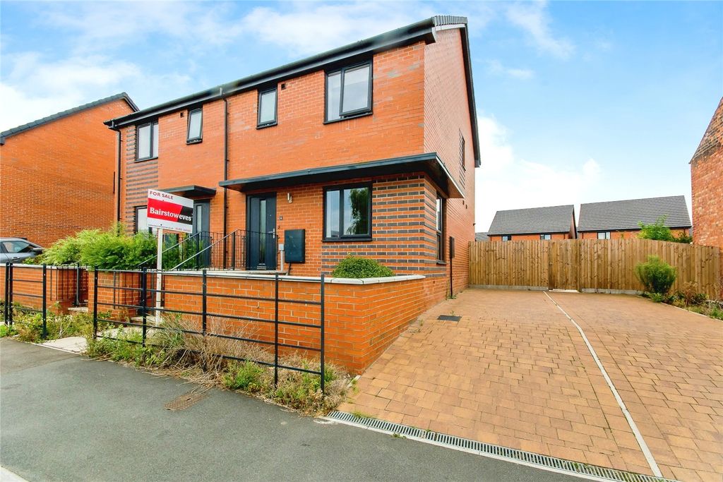 Property photo 1 of 17 Picture No. 01