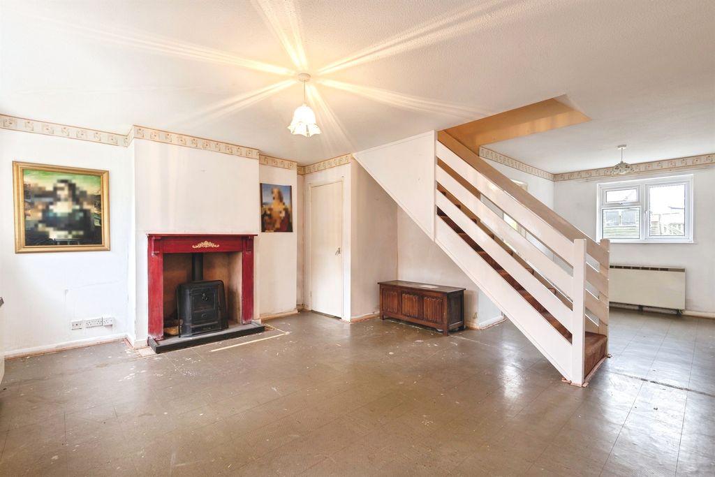 Property photo 3 of 14