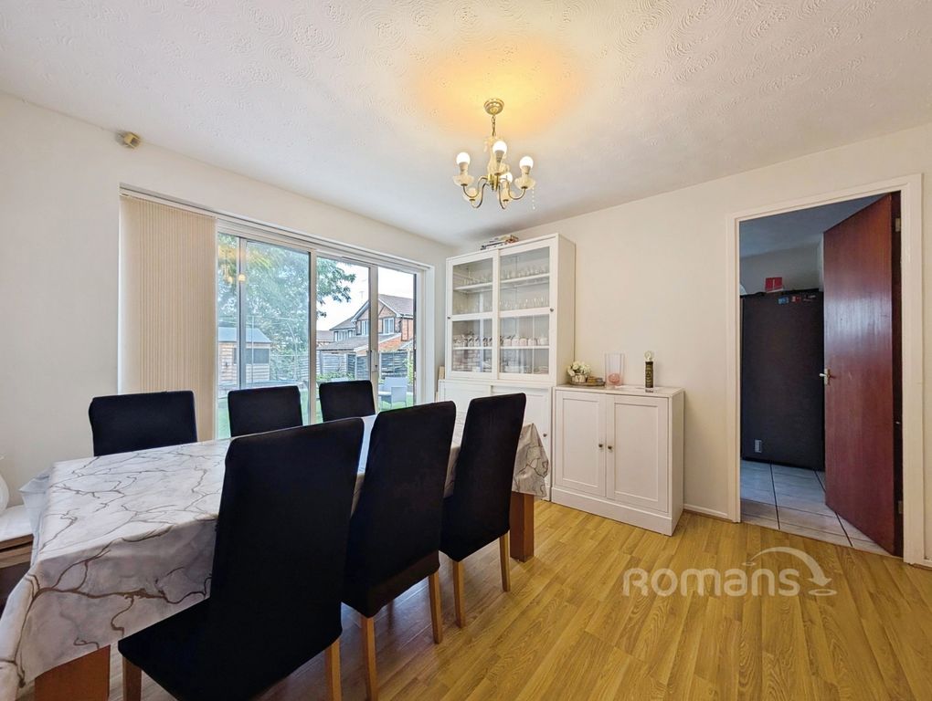 Property photo 3 of 18 Pbox-Img.Jpg
