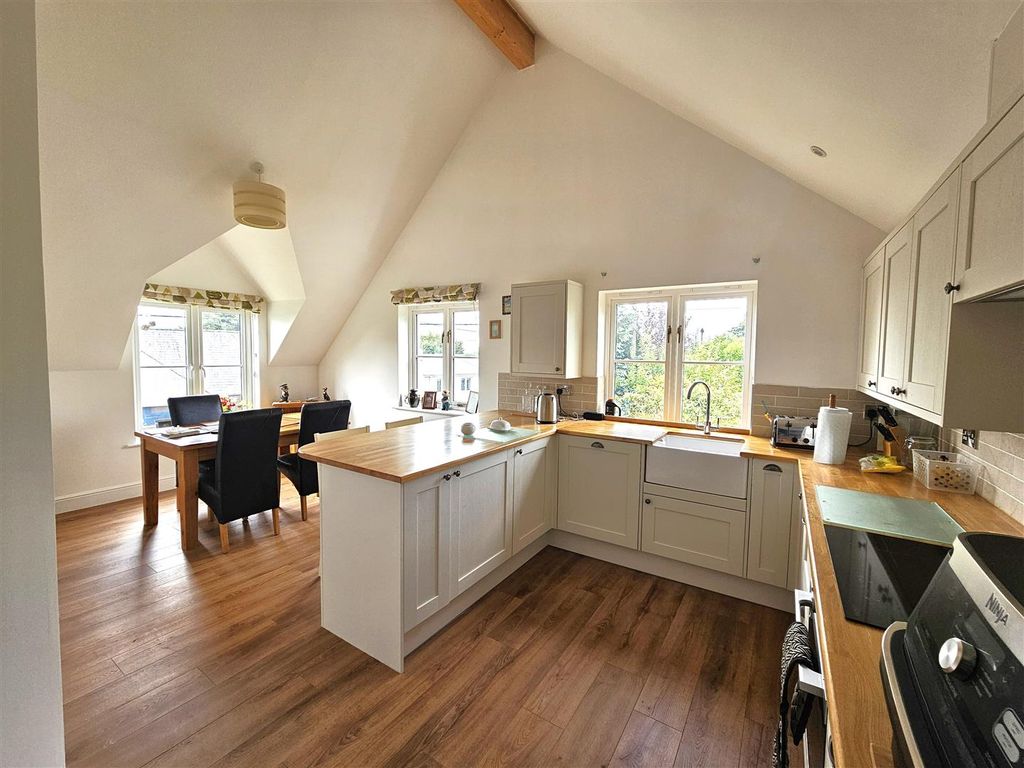 Property photo 2 of 22 Kitchen-Diner.Jpg