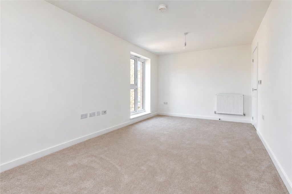 Property photo 3 of 18 Picture No. 03