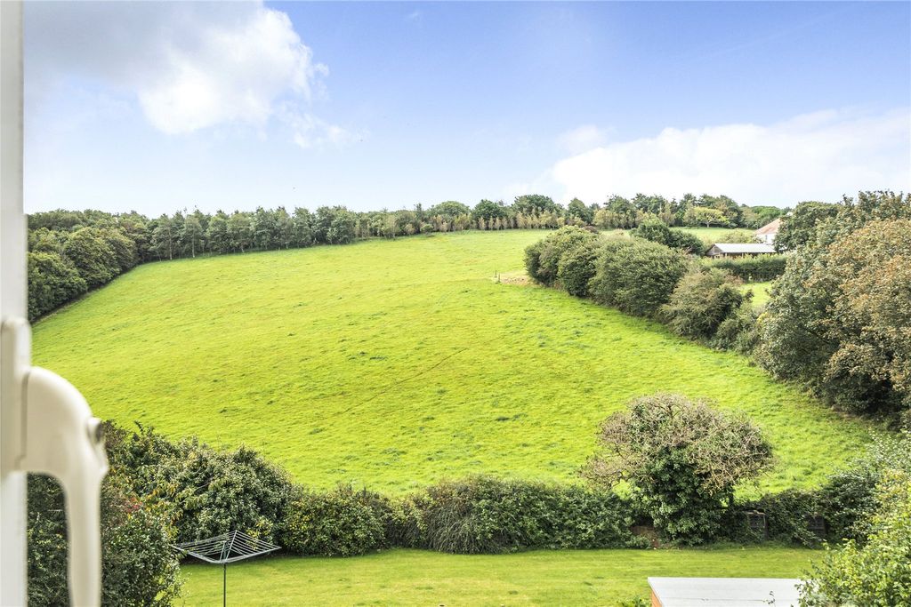 Property photo 3 of 18 Picture No. 16