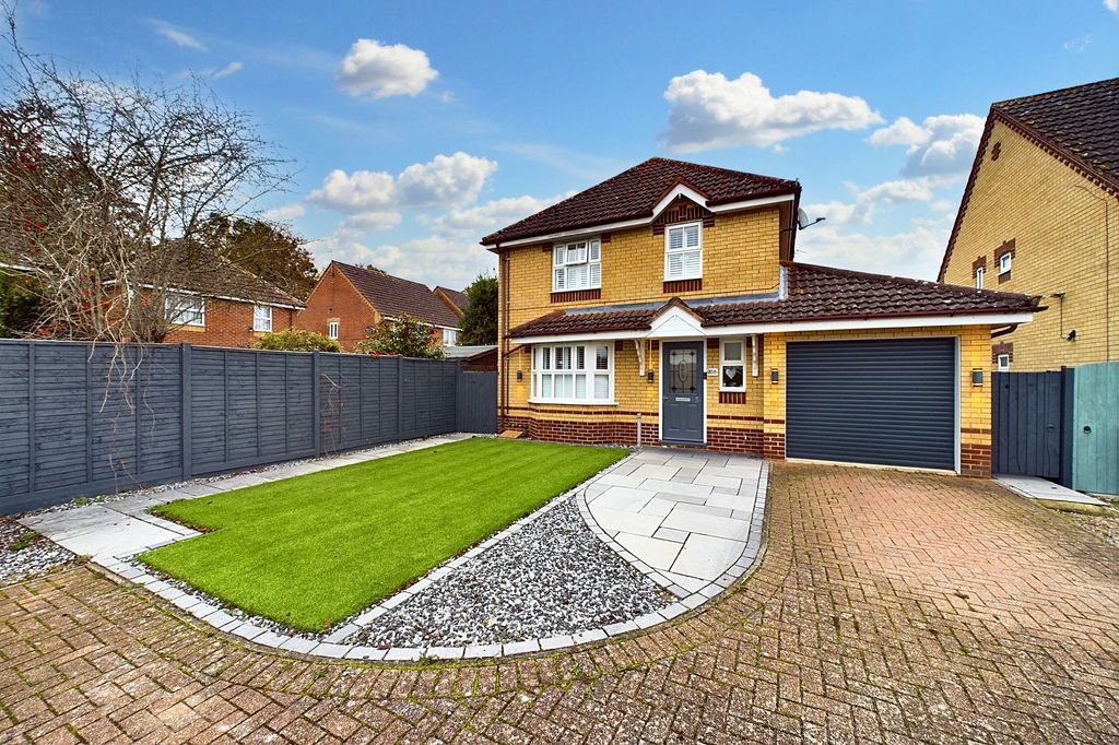Property photo 3 of 17