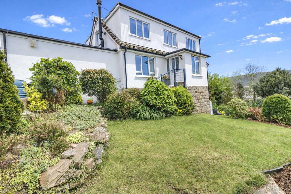 Property photo 1 of 29 1 - Picture No. 32