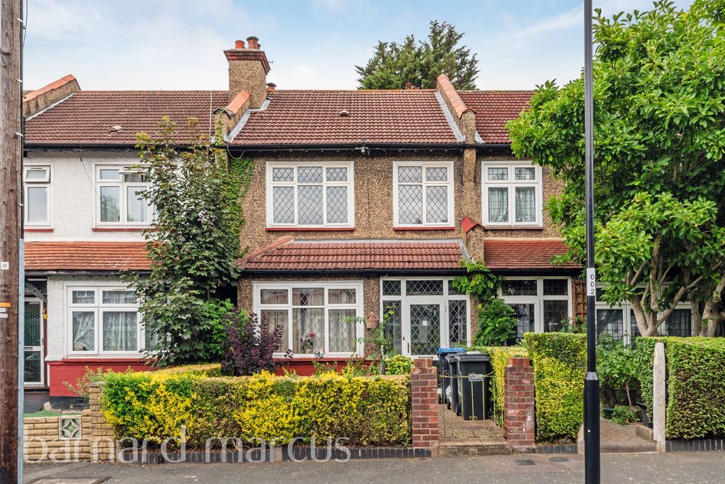 Property photo 1 of 12