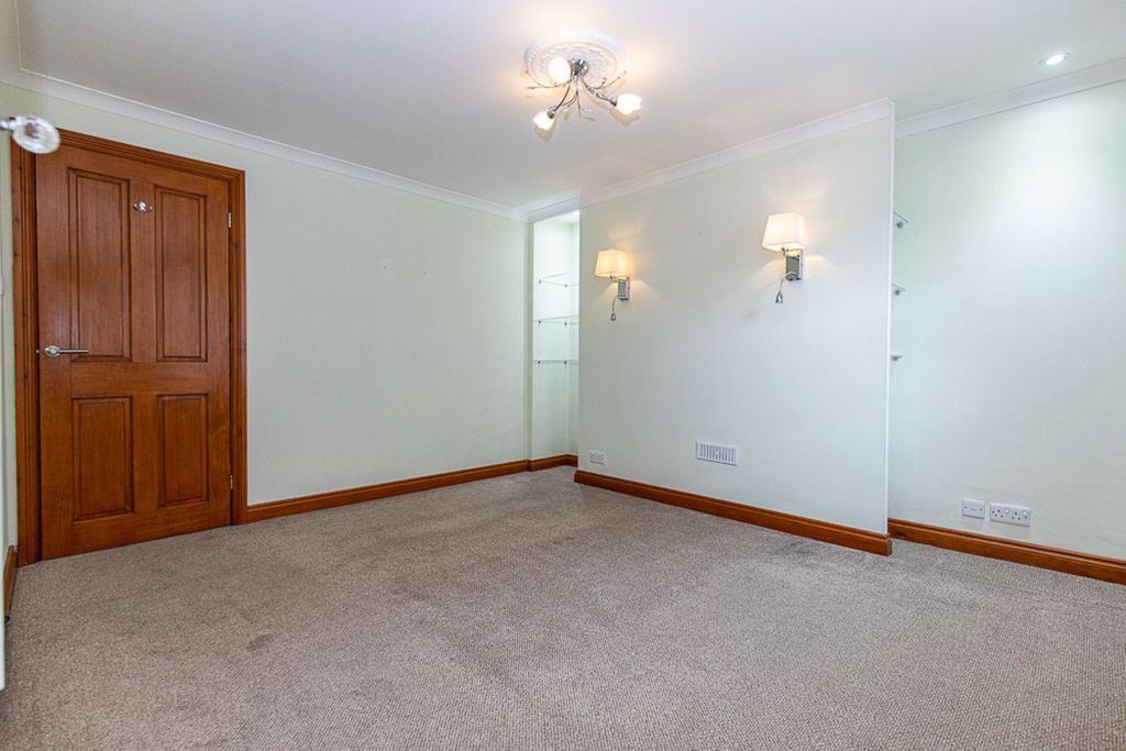 Additional image 11 of 2 bed terraced house to rentDouglas Street, Peel, 1 IM5