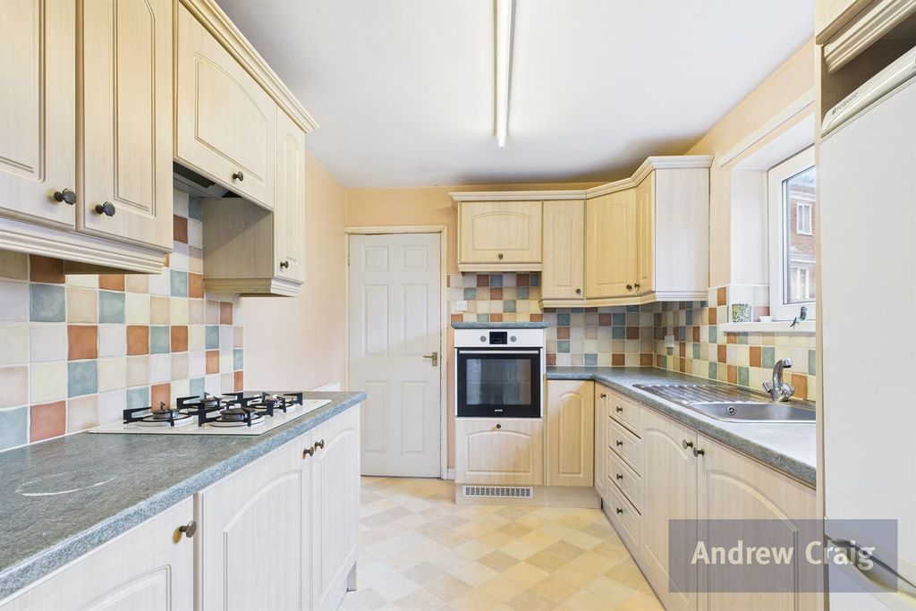 Property photo 3 of 24 Kitchen