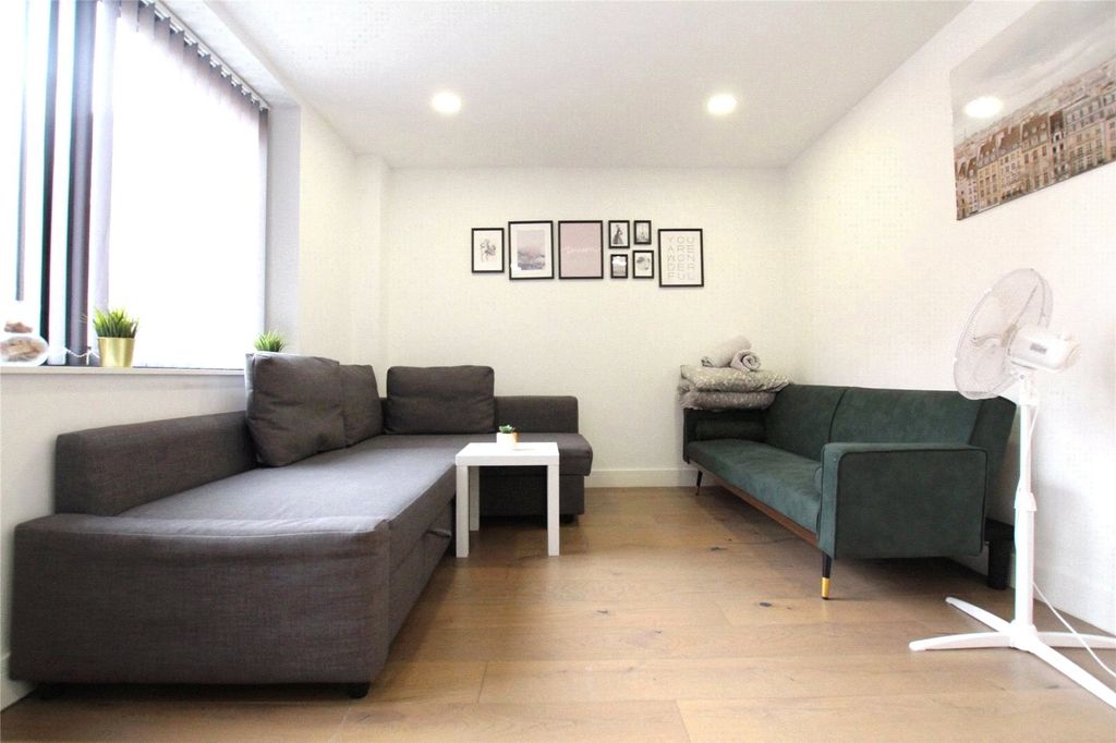Property photo 2 of 7 Picture No. 07
