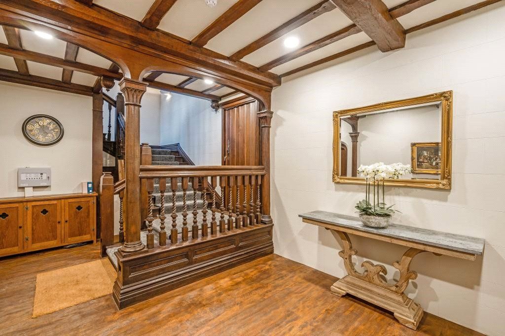 Property photo 2 of 14 Picture No. 17