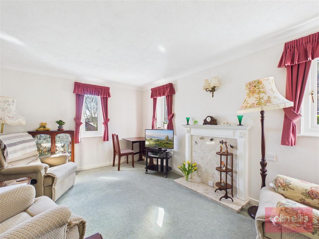 Property photo 2 of 13 012243C4-CE9D-40C3-B337-Edd114B120D3.Jpeg