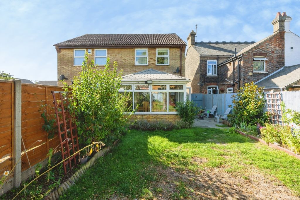Property photo 2 of 18 Pbox-Img.Jpg