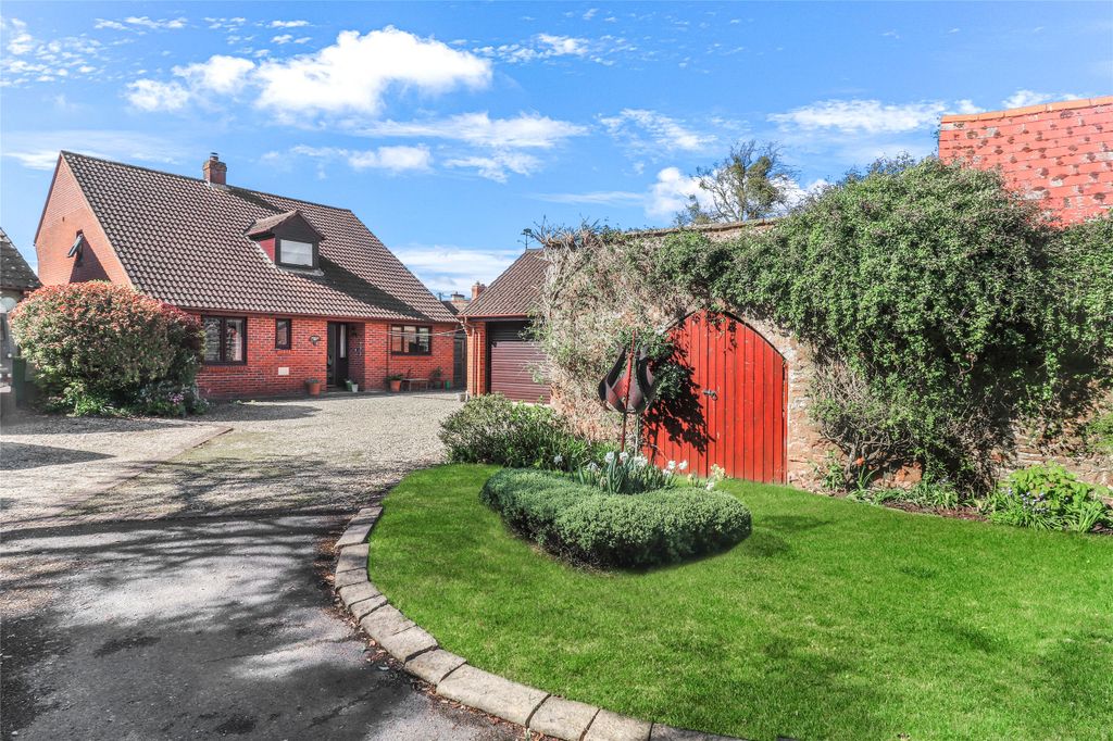 Property photo 3 of 25 3 - Picture No. 24