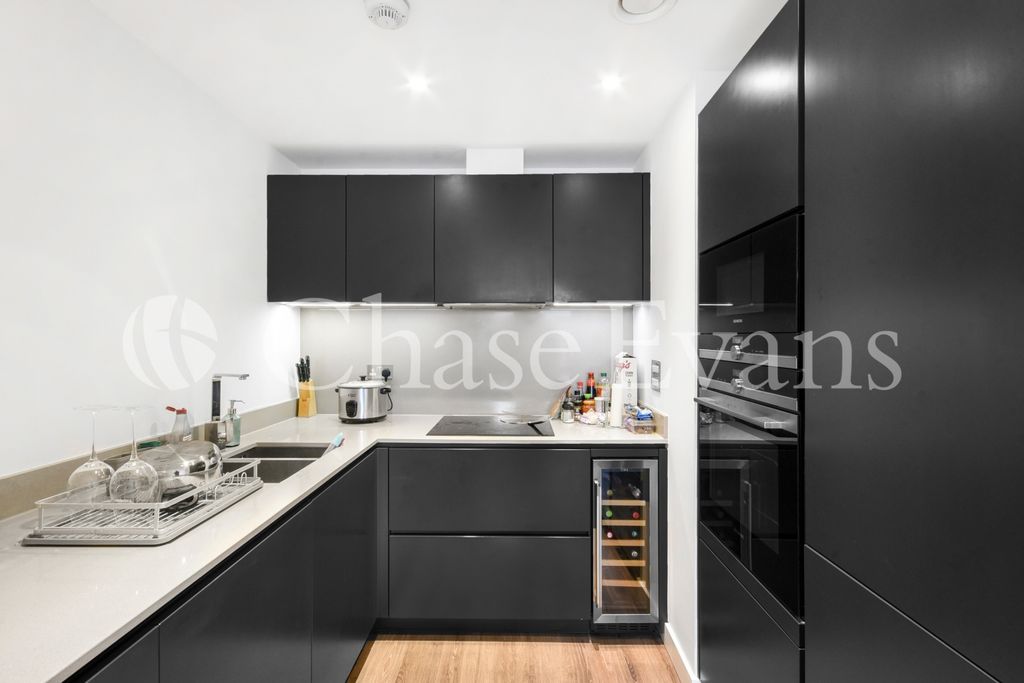 Property photo 2 of 15 Cashmere House, Good
