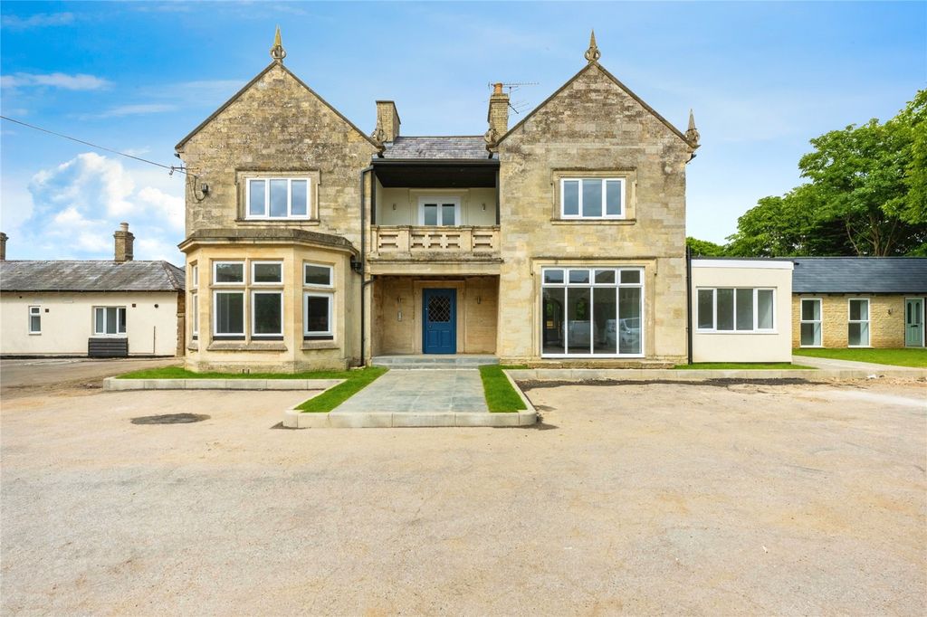 Property photo 1 of 16 Picture No. 02