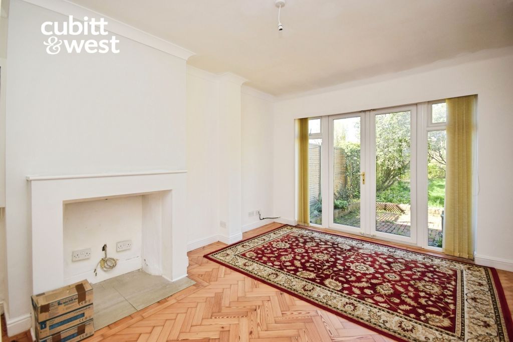 Property photo 3 of 11 6Eaac019-Dsc_5780