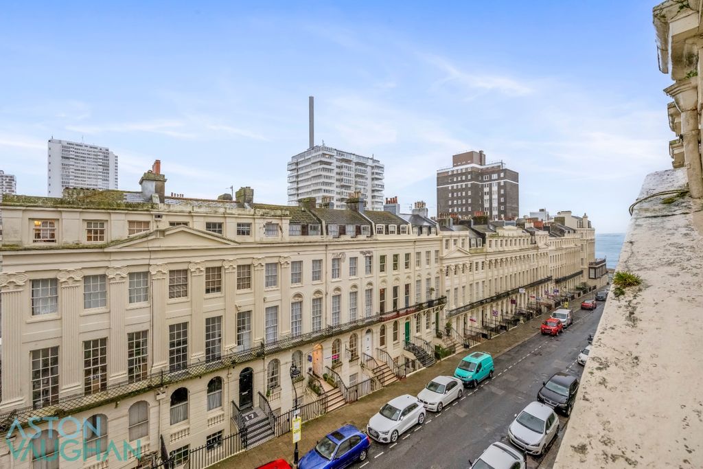 Property photo 3 of 7 4844442