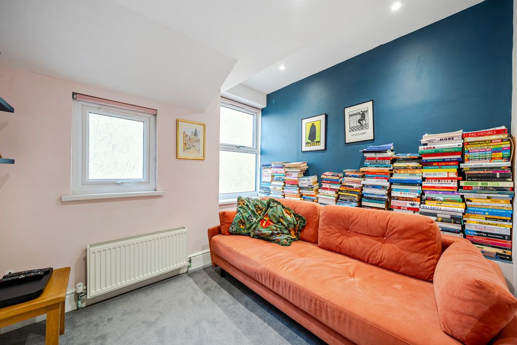Property photo 3 of 18 1450045-18-69F093...