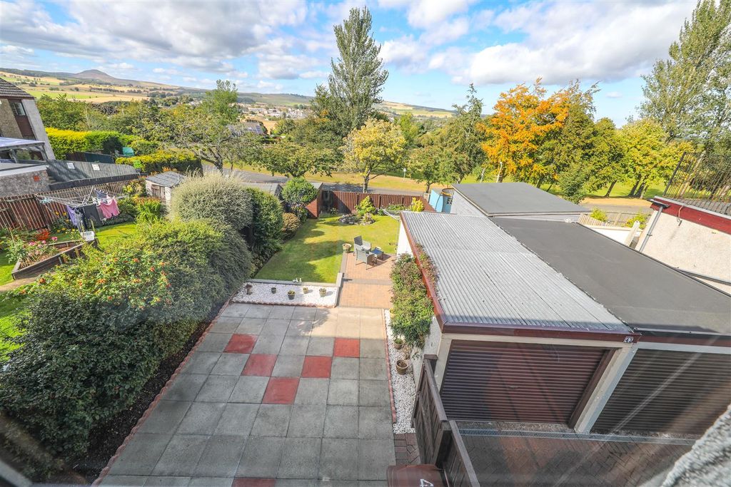 Property photo 2 of 26 B