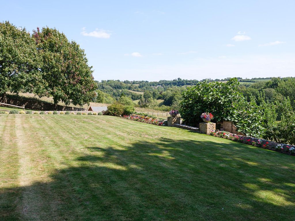 Property photo 2 of 29 Image