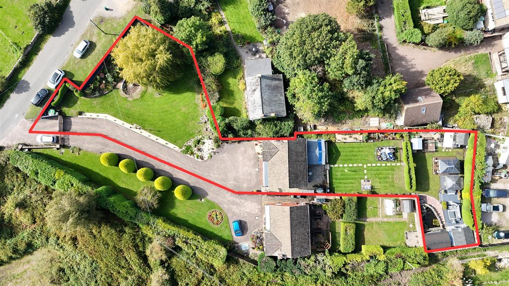 Property photo 2 of 30