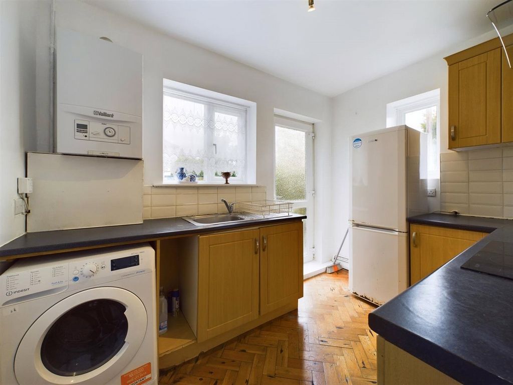 Property photo 3 of 6 Picture 3