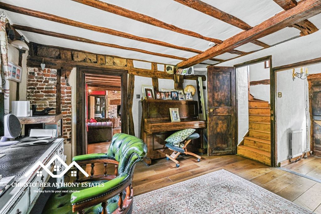 Property photo 3 of 31
