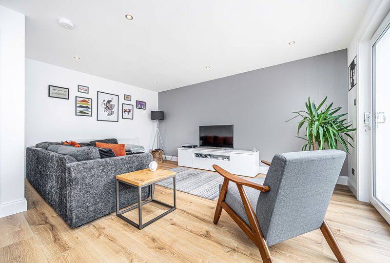 Property photo 3 of 29 Lounge With Open Plan Dining Kitchen