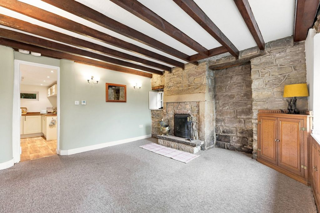 Property photo 3 of 23