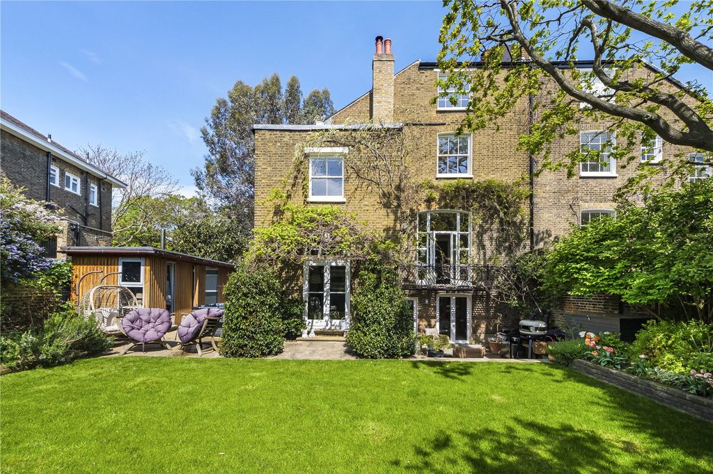 Property photo 1 of 29