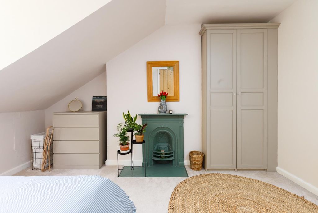 Property photo 1 of 19 Tff 25 Cotham Vale-9.Jpg