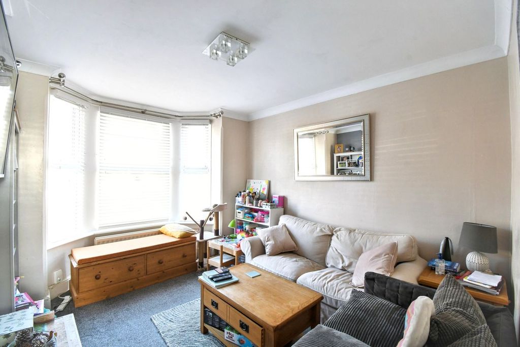Property photo 2 of 13