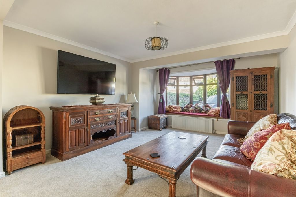 Property photo 2 of 17 2